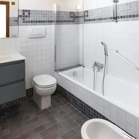 Giudecca Charme House Венеция